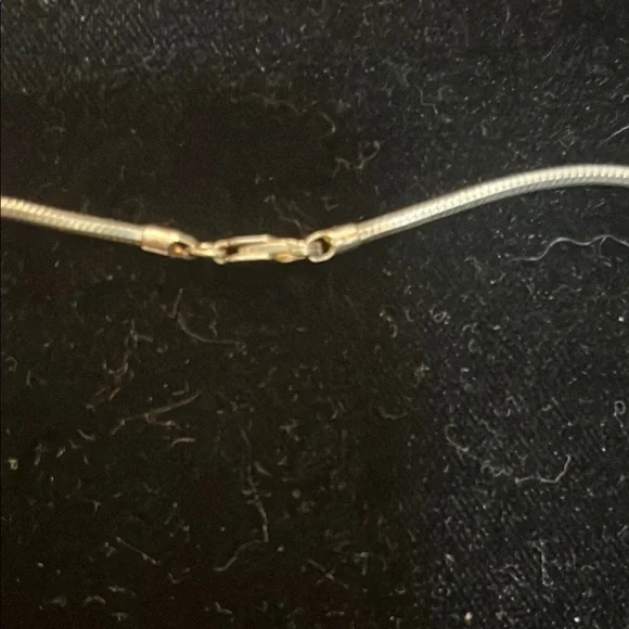 Vintage Silpada .925 Silver Minimalist Cross Necklace - Picture 3 of 7